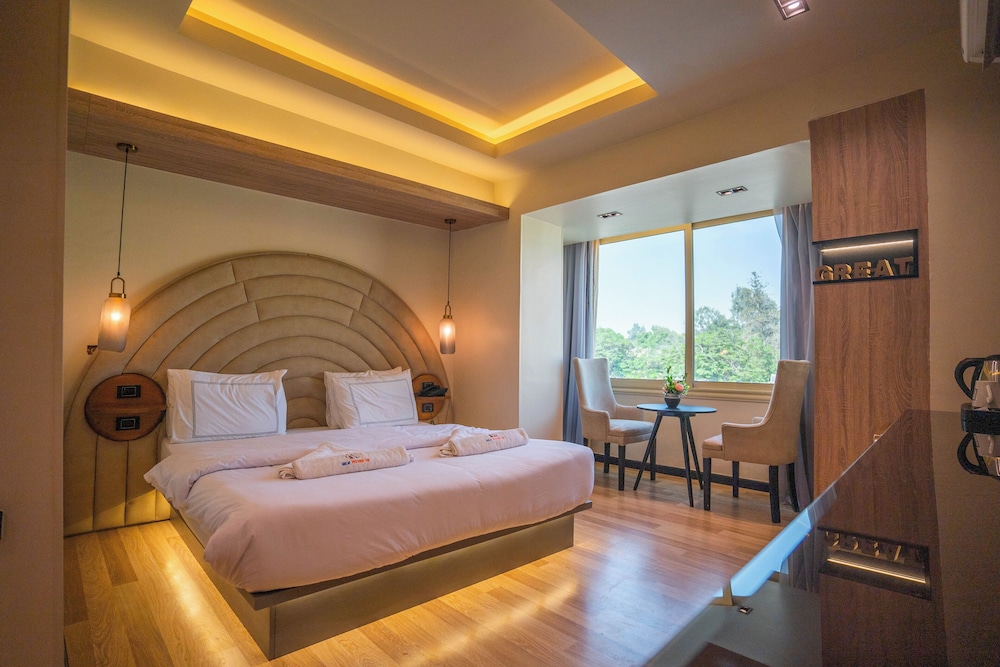 Double or Twin Room with Pyramids View