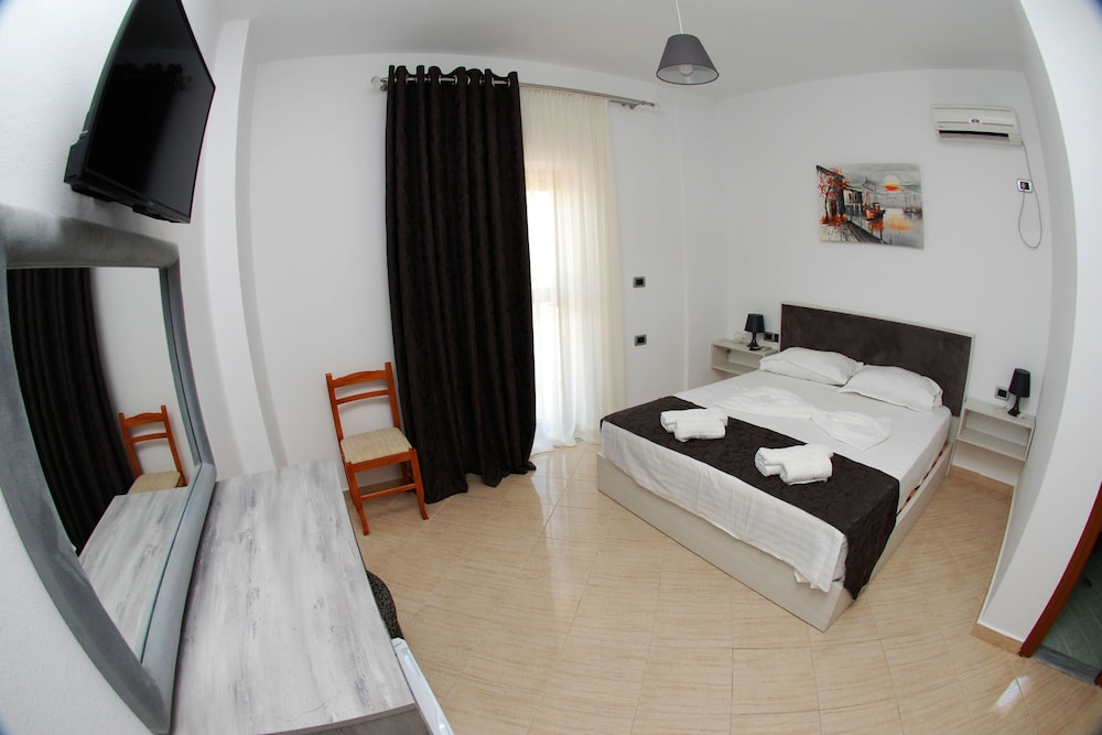 Double Room, Balcony