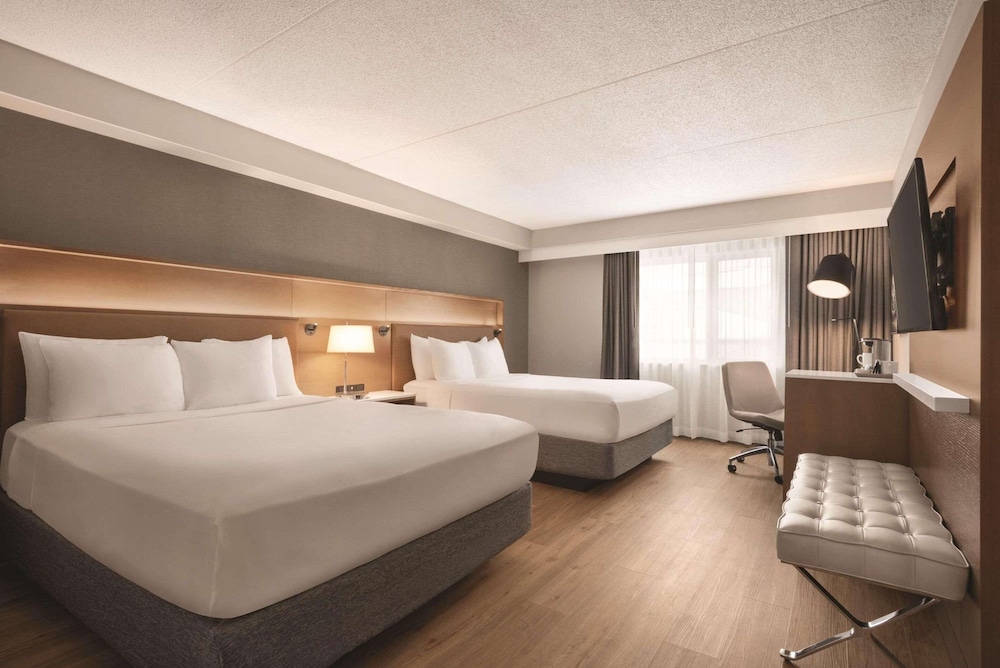 Room, 2 Queen Beds, Non Smoking photo 1