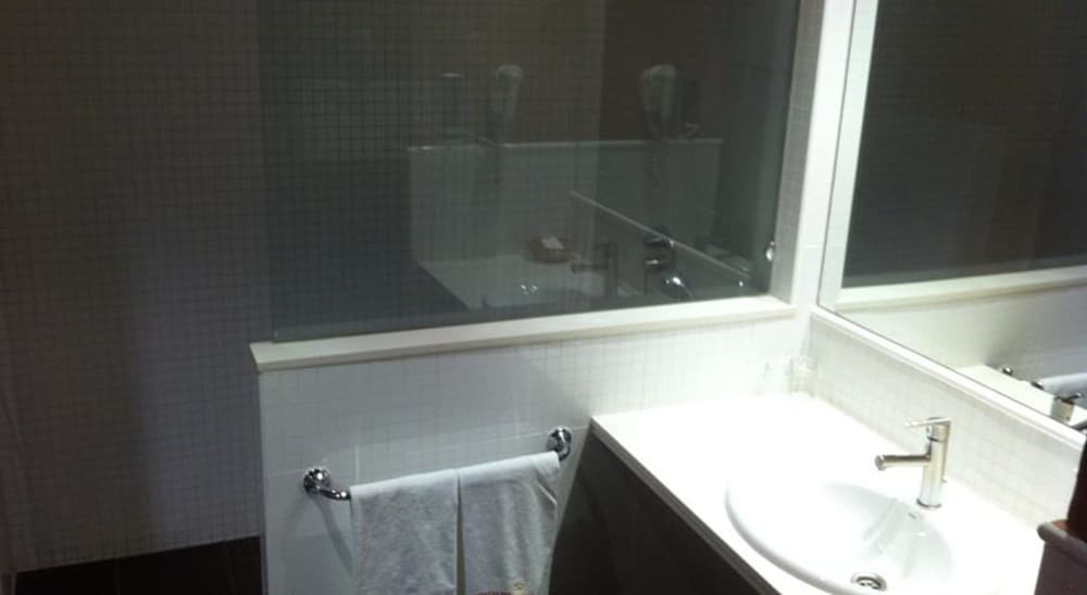 Standard Double Room - Photo 5