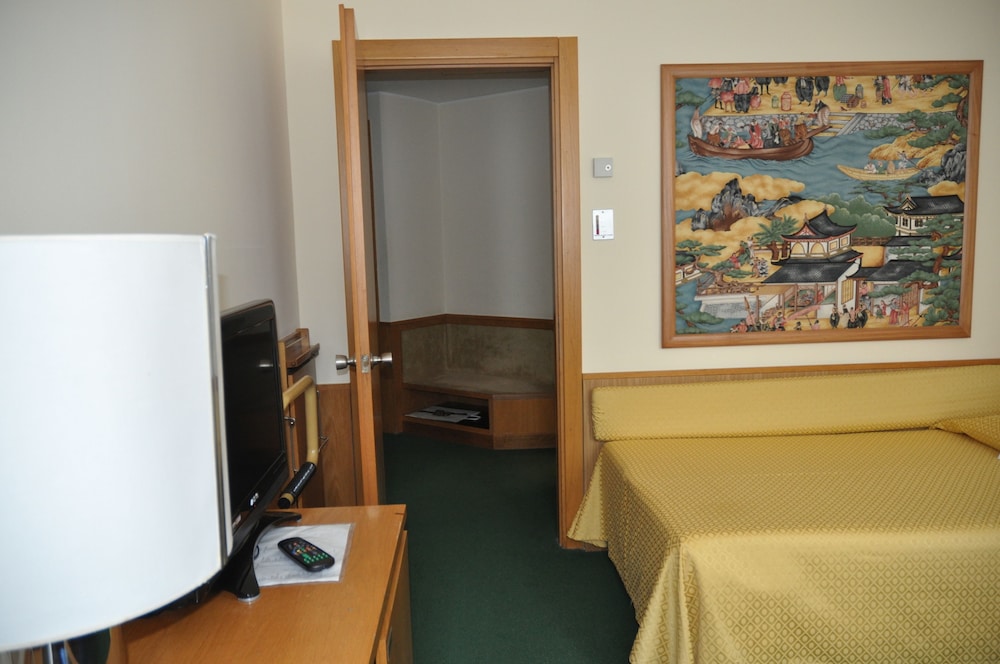 Standard Double Room Single Use