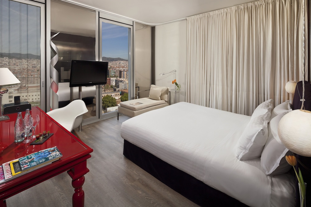 Premium Room, City View