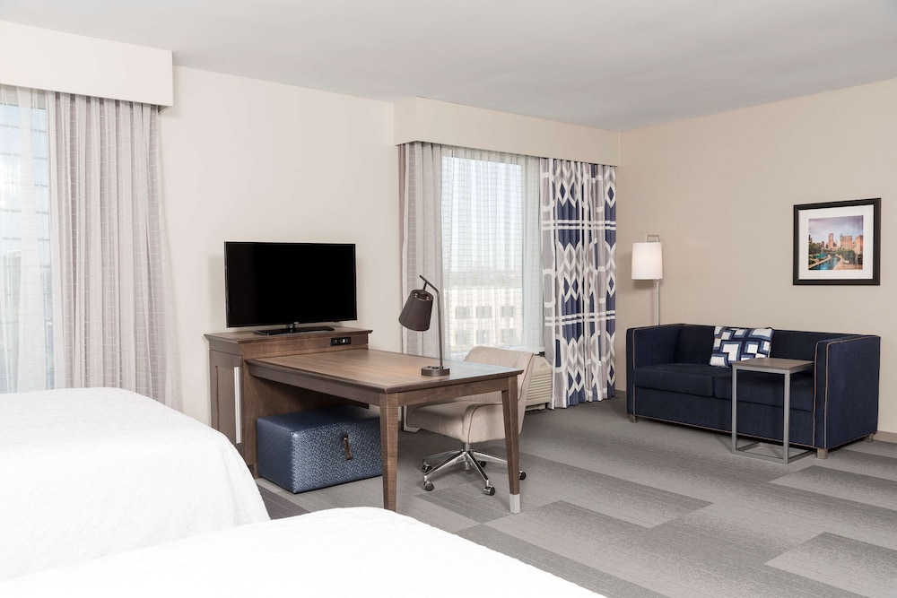 Studio, 2 Queen Beds, Bathtub (Mobility & Hearing)