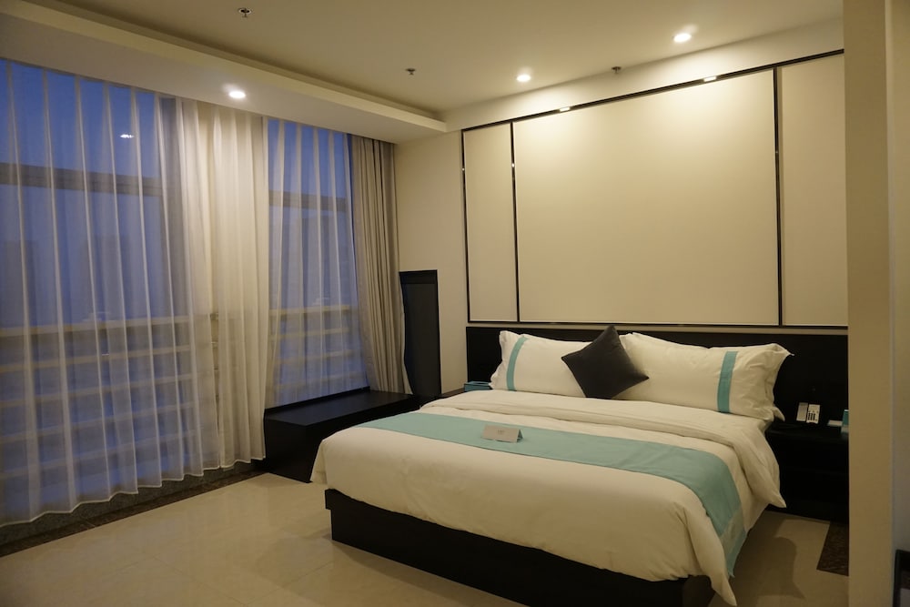 Deluxe Suite photo 1