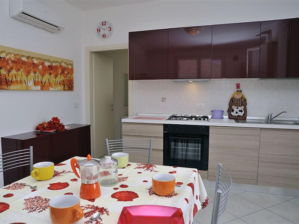 Duplex, 3 Bedrooms photo 3