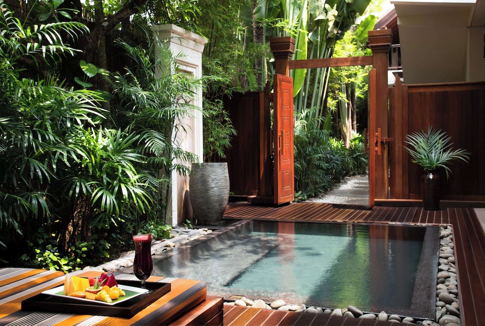 Family Pool Suite - Photo 8