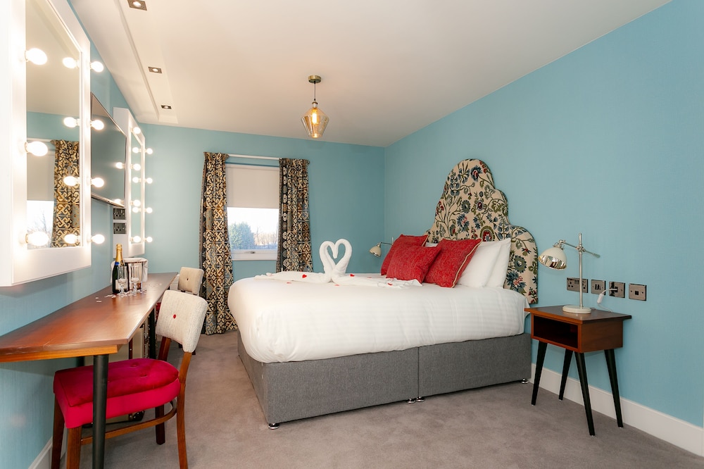 Suite, 1 King Bed, Non Smoking