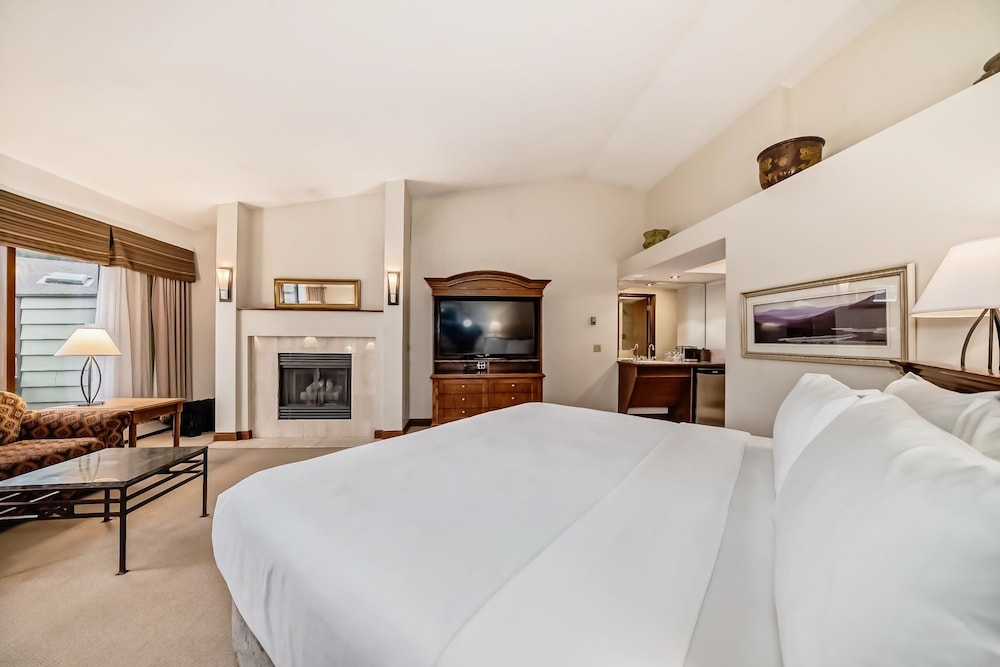 Executive Room, 1 King Bed photo 2