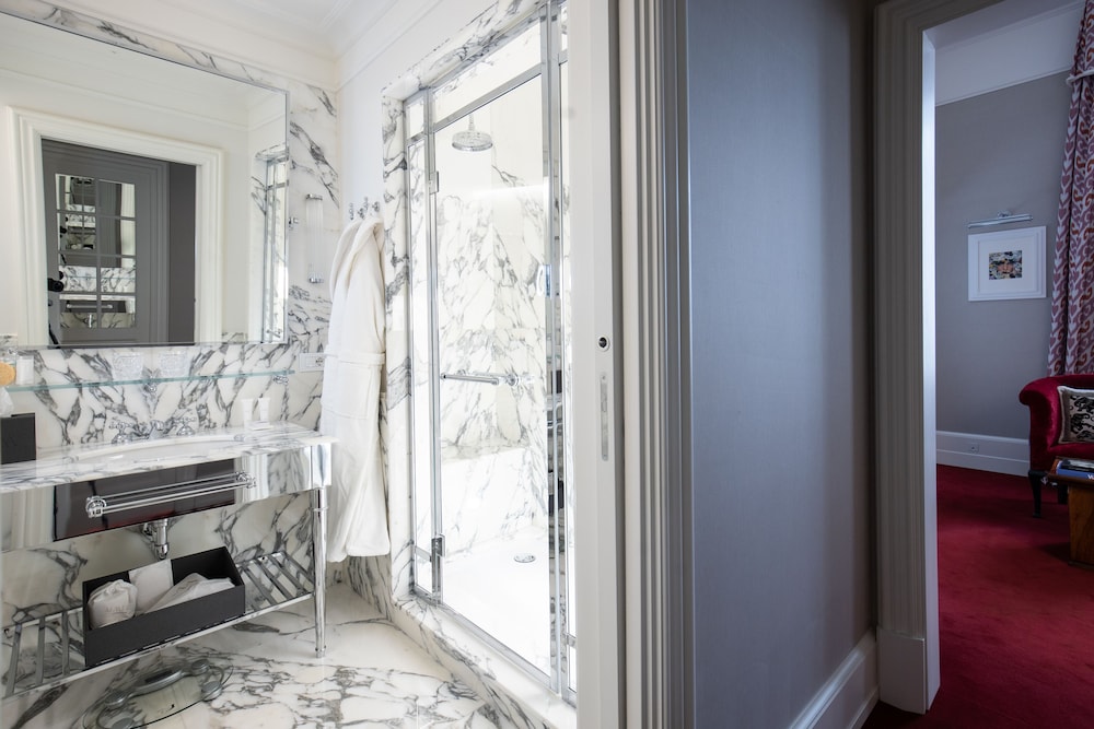 Junior Suite thumbnail 6