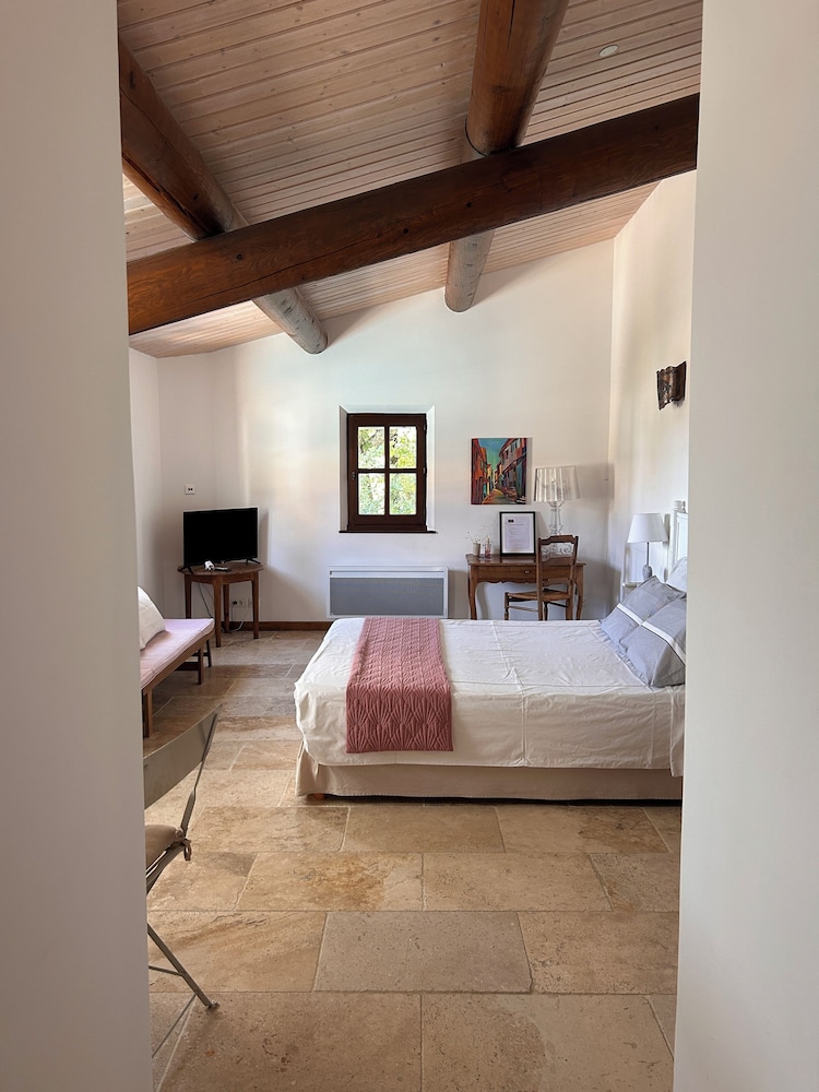 Deluxe Double Room, Pool View photo 1