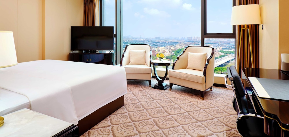 Superior King Room photo 2