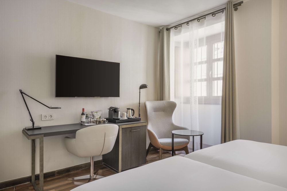 Junior Suite, Courtyard View, Annex Building photo 3