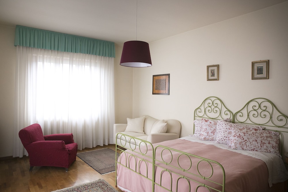 Comfort Room