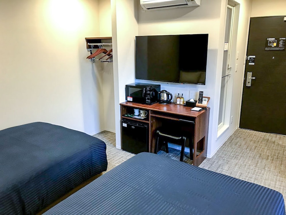 Twin Room, Non Smoking photo 2