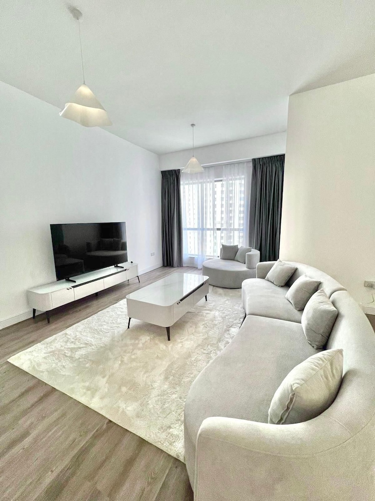 Deluxe Apartment, 2 Bedrooms, Balcony, Marina View
