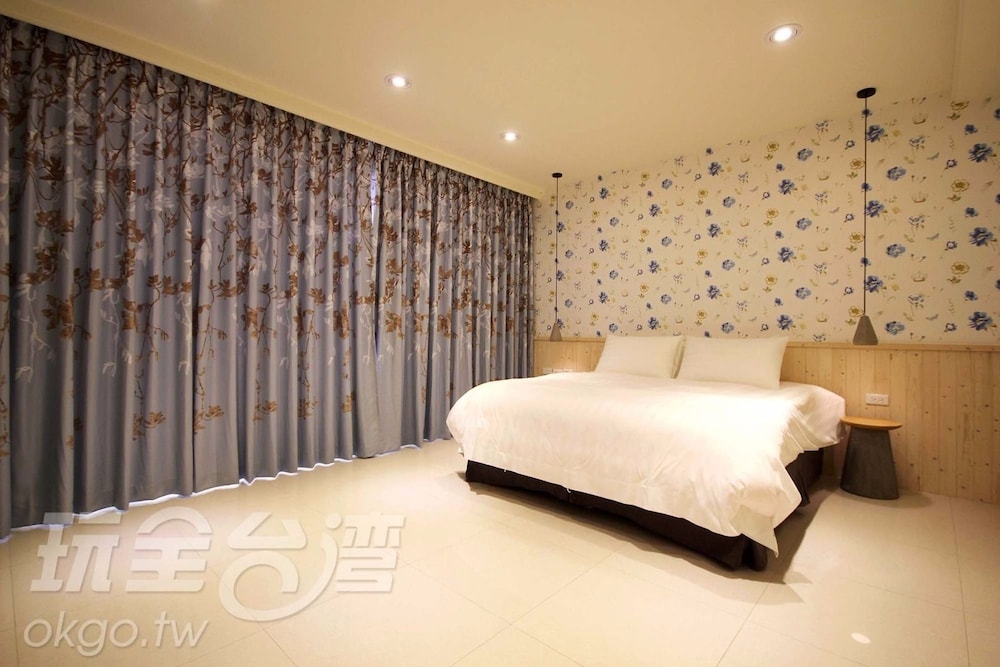 Deluxe Double Room photo 2