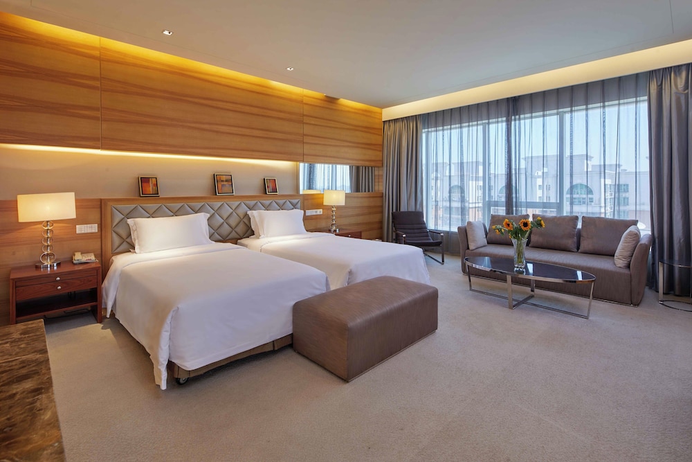 Elite Twin Room with City View photo 1