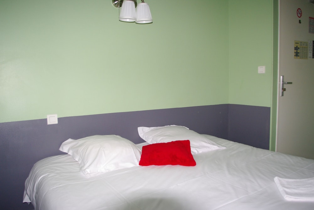 Standard Double Or Twin Room photo 2