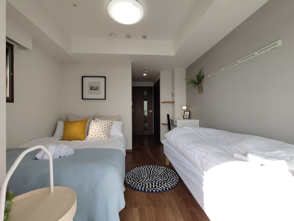 Room (1102) photo 3