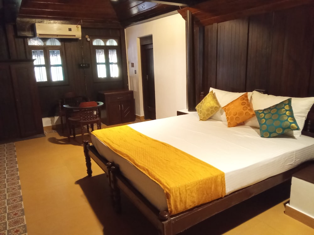 Code: Heritage Room photo 3