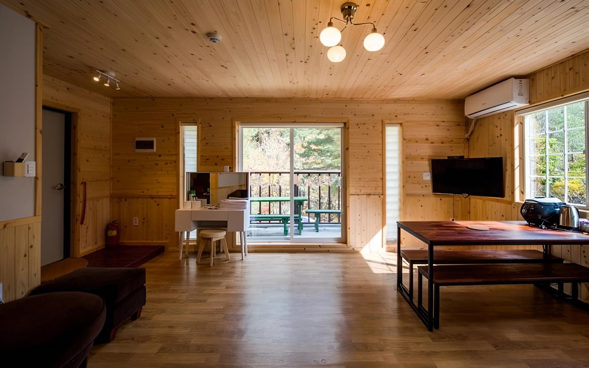 Room (Red 2F (Jet Spa Duplex)) photo 3