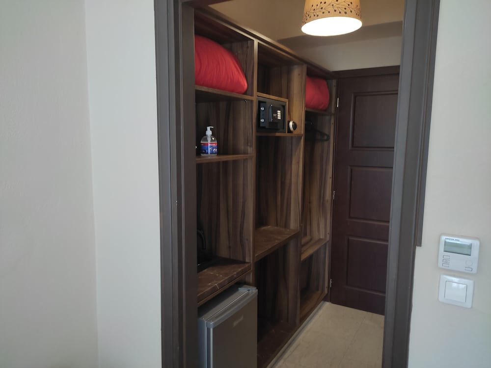 Triple Room (Village View)