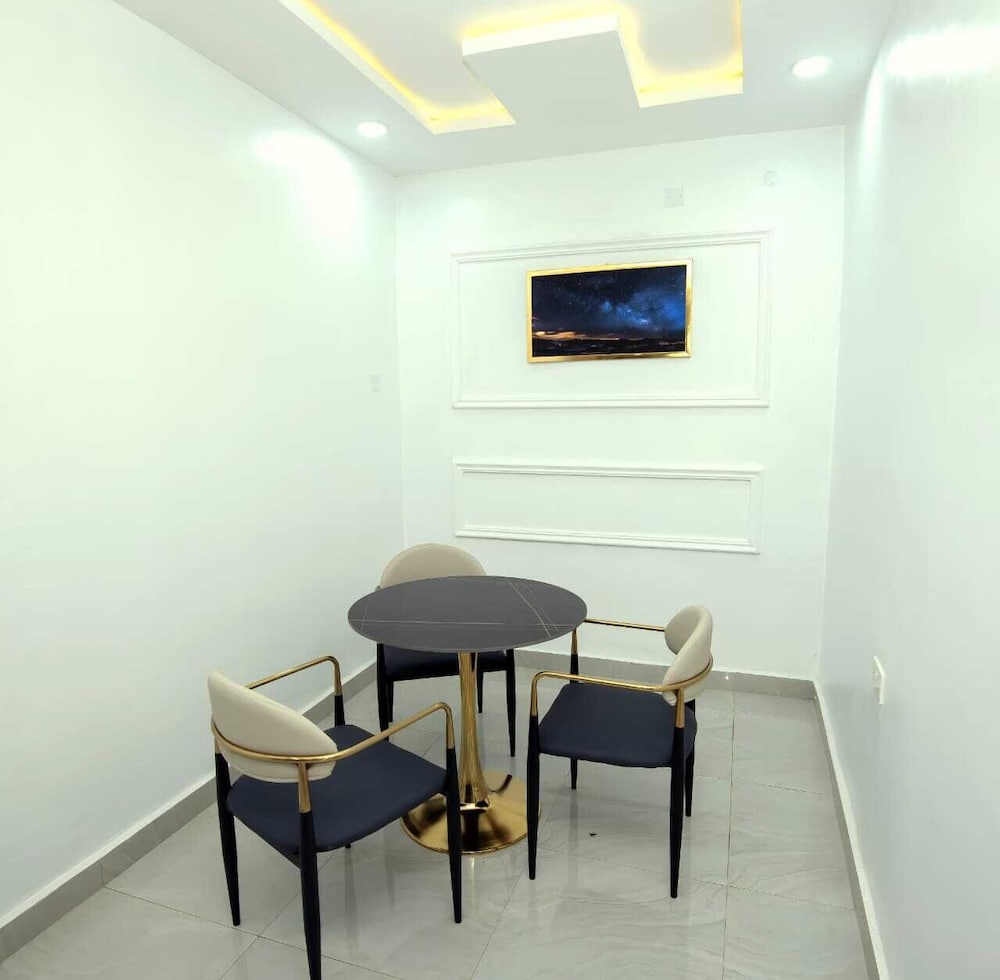 Business Apartment photo 2