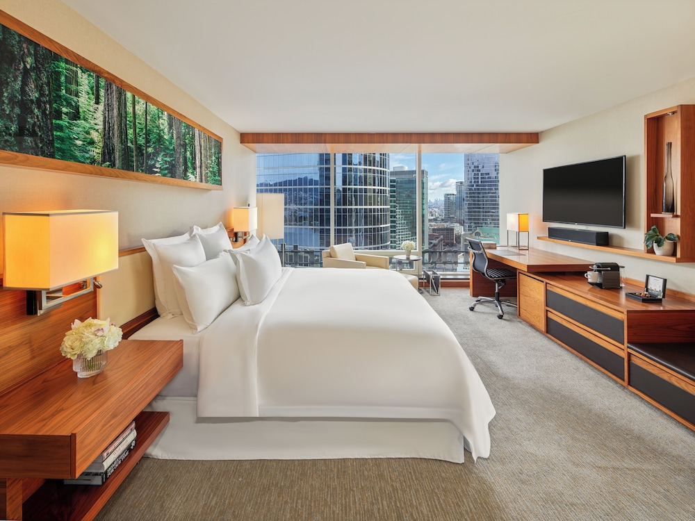 Fairmont City View Room, 1 King Bed