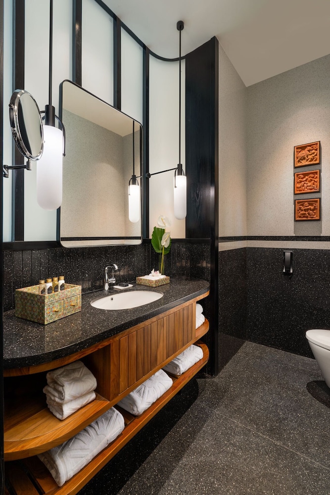 Premium Room (with Sit-out) - Photo 1