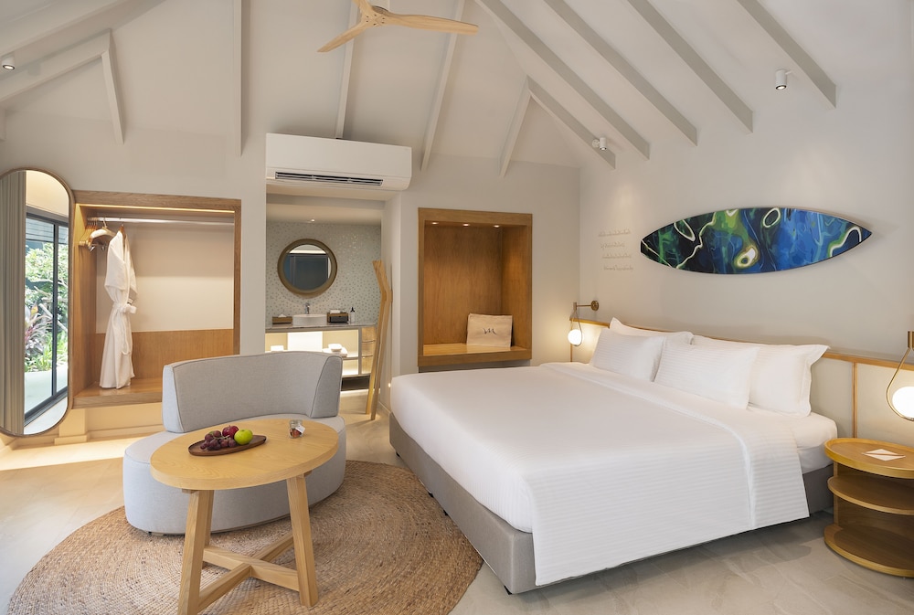 Deluxe Villa (Ocean Wing)