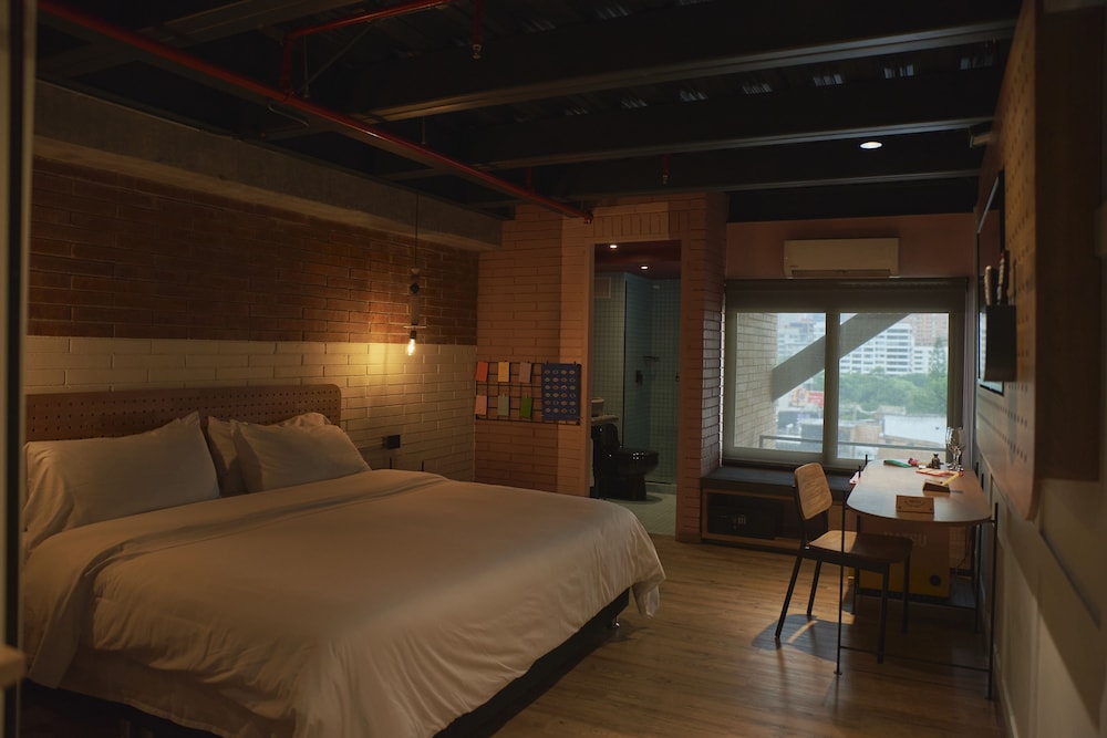 Standard Double or Twin Room - Photo 28