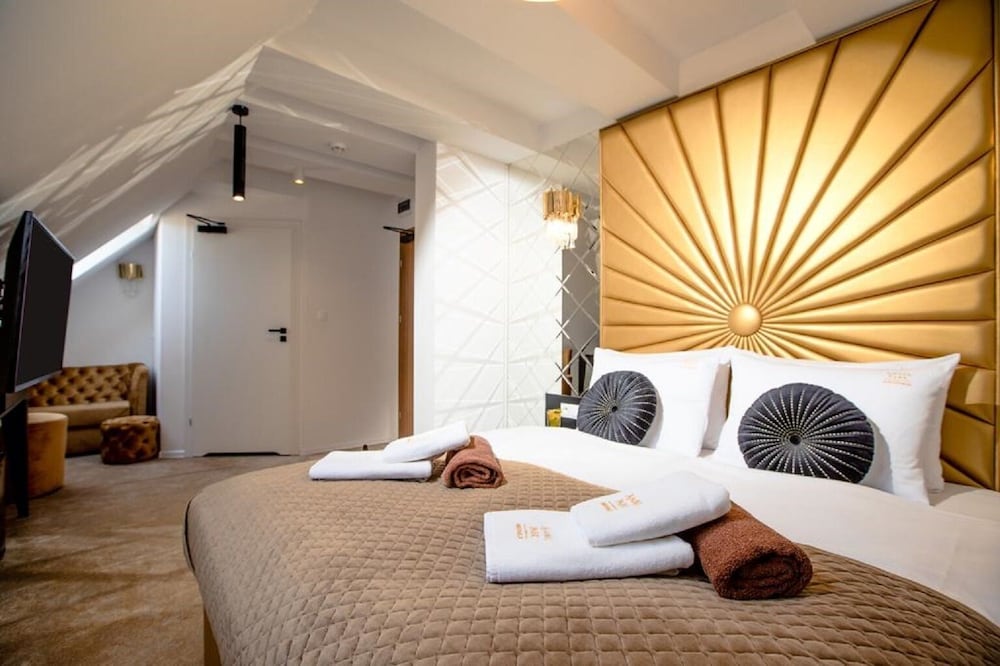 Design Triple Room