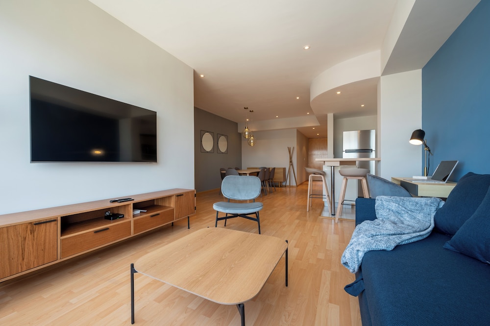 Superior Apartment, 3 Bedrooms photo 2