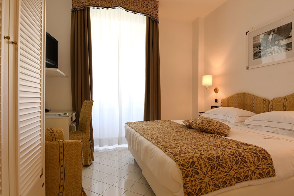 Standard Double Room, Mountain View