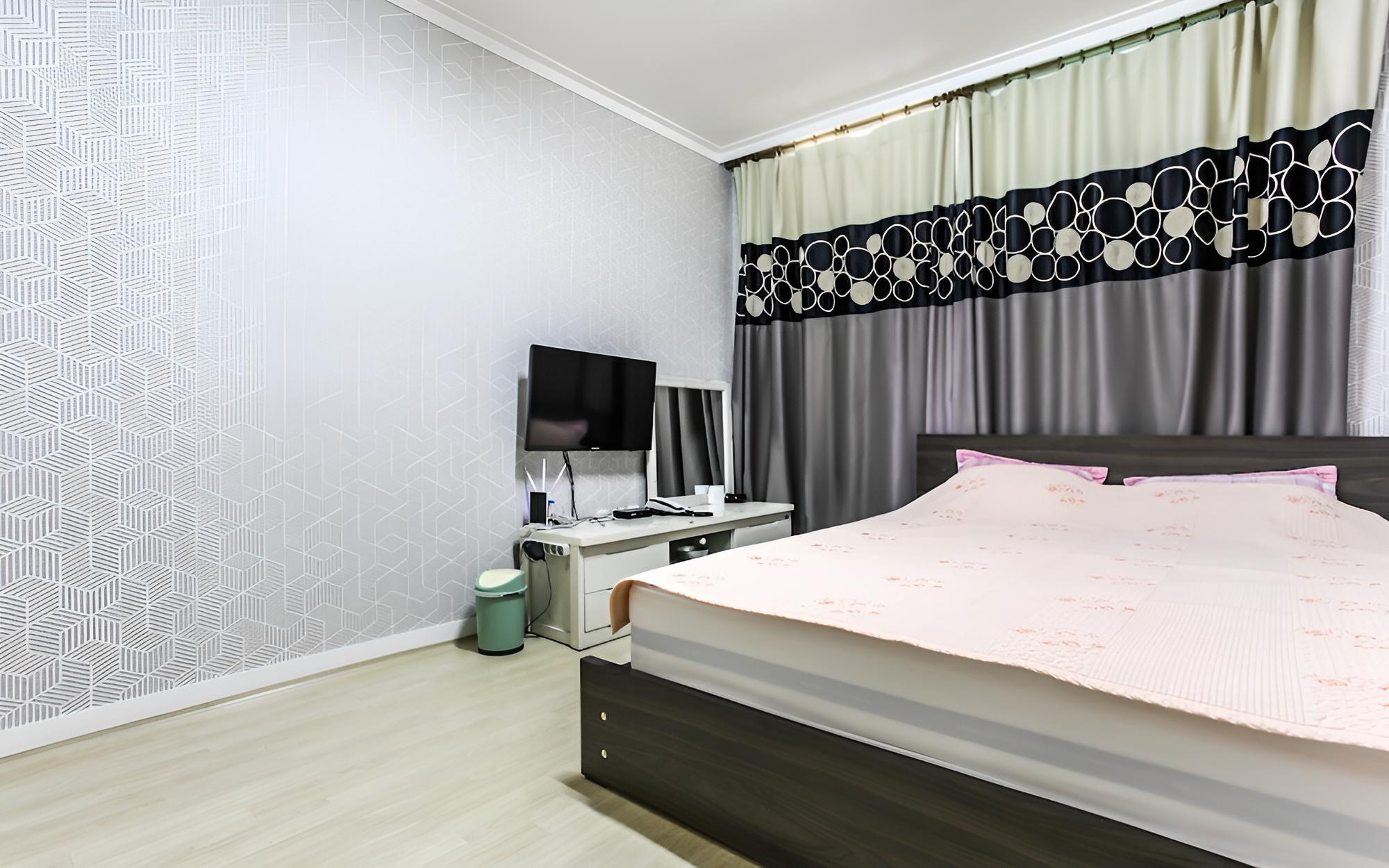 Room (Bed) photo 2