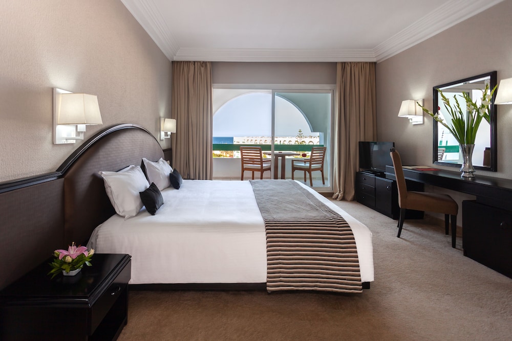 Superior Room - Photo 19