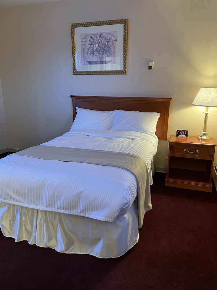 Basic Single Room photo 2
