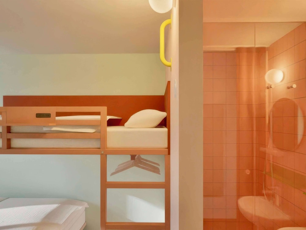 Triple Room, Multiple Beds photo 1