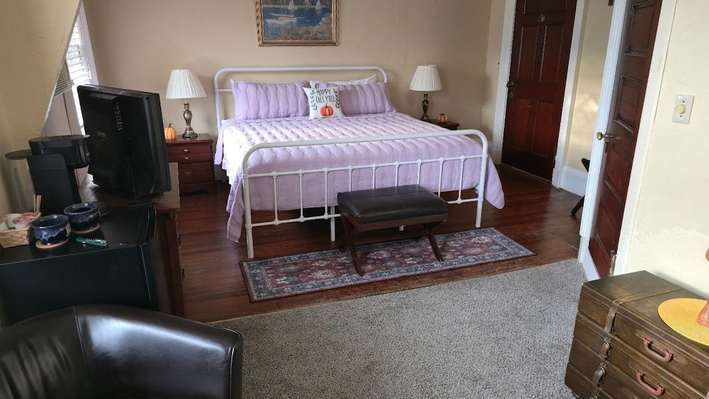 Standard Single Room, Courtyard View photo 1