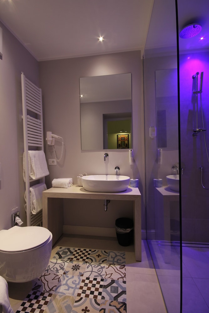 Deluxe Double Room, Separate Building - Photo 3