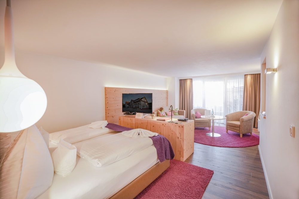 Deluxe Double Room, Balcony photo 2