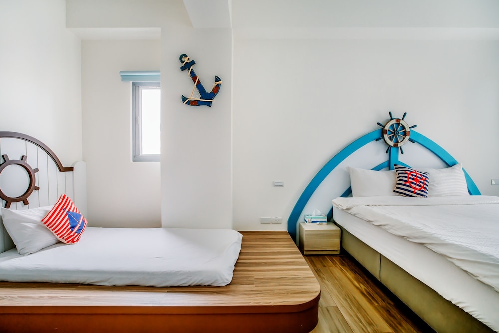 Romantic Triple Room, Balcony - Photo 3