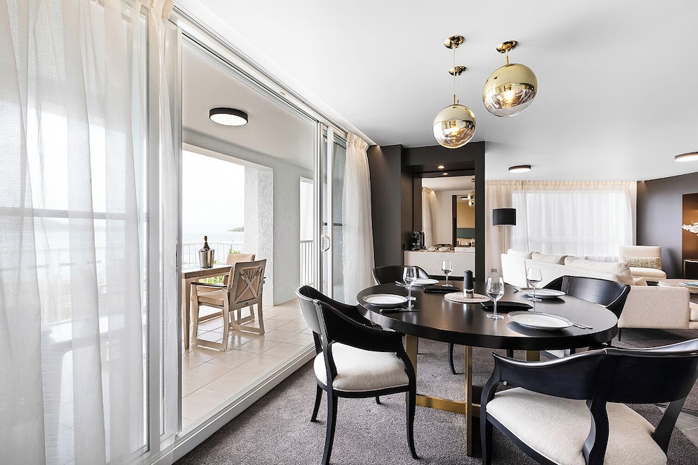 Vista King Suite - Photo 4