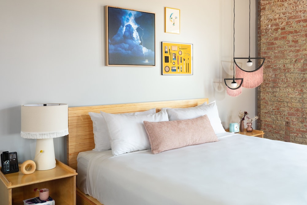 Suite, 2 Double Beds, City View - Photo 5