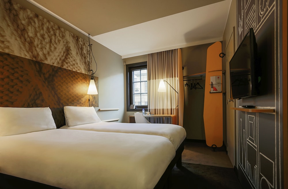 Room, 1 Double Bed - Photo 6