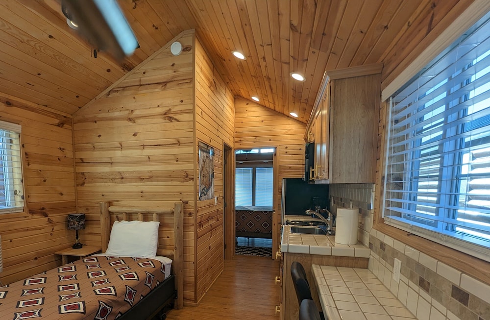 Deluxe Cabin photo 1