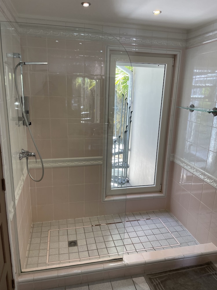 Villa (VILLA 4 ETOILES LUXE 8 PERS) photo 2