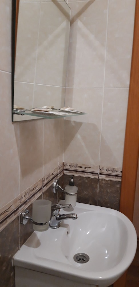 Standard Triple Room, 3 Twin Beds, Non Smoking, City View photo 2