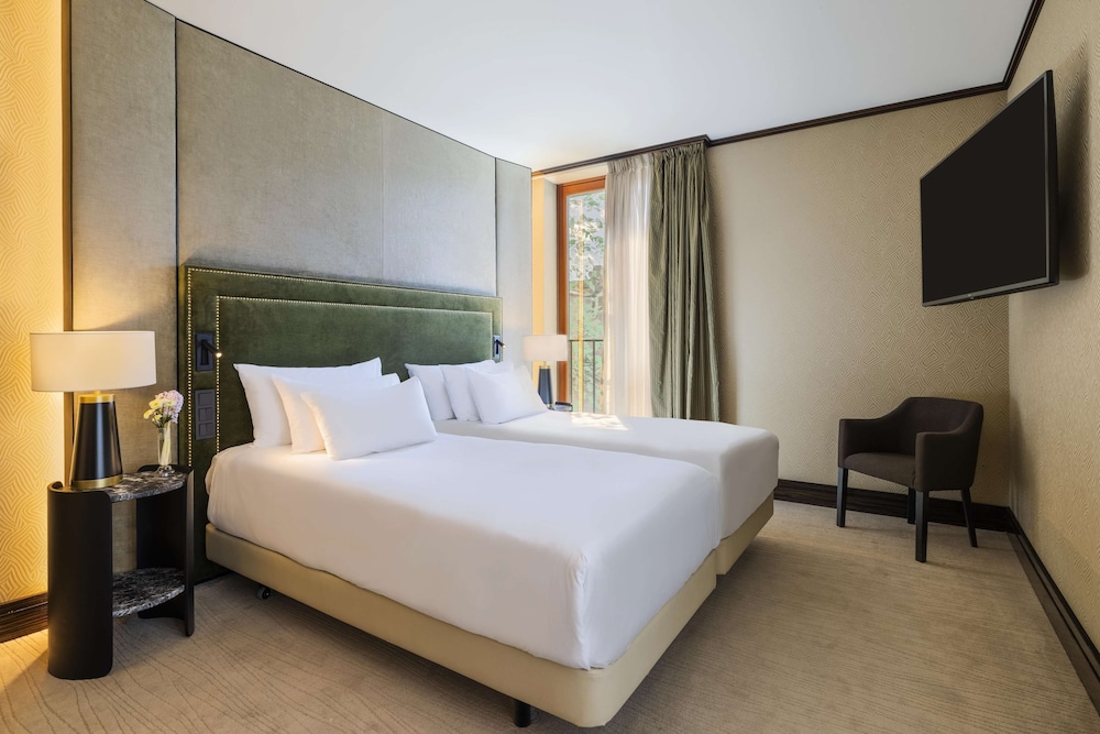Premium with 3 Adults Occupancy and Extra Bed (Non Smoking)