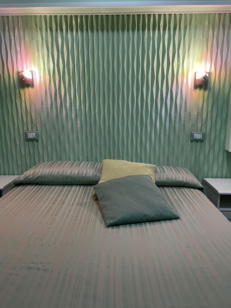 Double Room Single Use